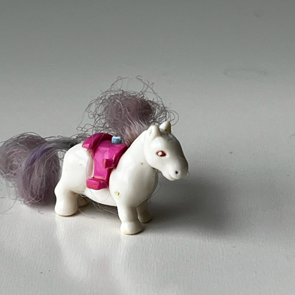 Polly pocket vintage White Toy Pony horse shetland pony pink saddle